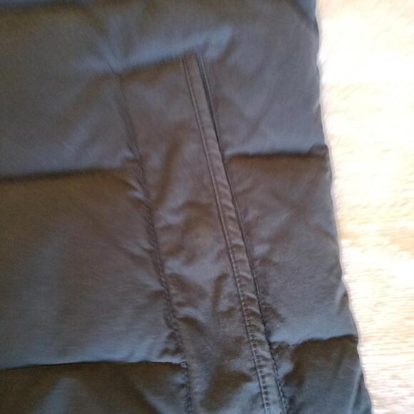 Timberland Men's  Down Vest  Navy  S - Picture 9 of 10